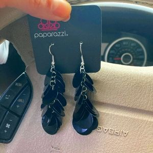 Black 🖤 earrings